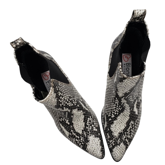 Blondo | NWOT Waterproof Leather Cream Snake Print Ankle Booties Women's 5.5 - Picture 8 of 14